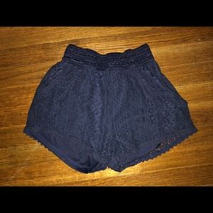 Miami lace navy blue shorts